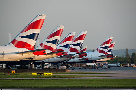 red and white planes thumbnail