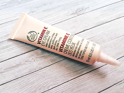 white tube bottle thumbnail