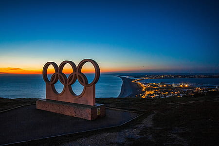 white concrete olympic statue thumbnail