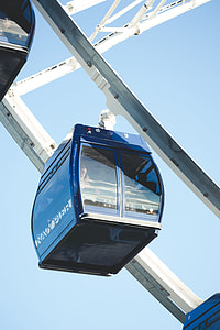blue and white ferris wheel thumbnail