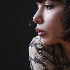 woman taking selfie thumbnail