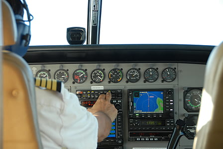 pilot setting the plane thumbnail