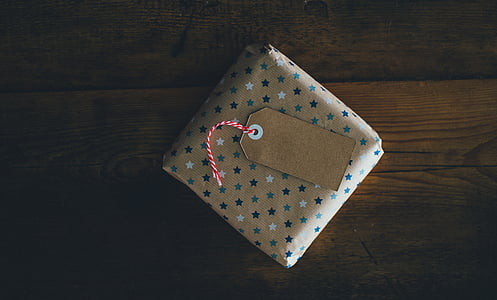 square white and blue star print pack thumbnail