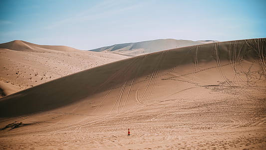 desert under clear sky thumbnail