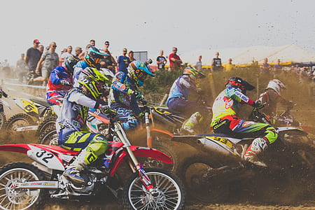 motocross riders thumbnail
