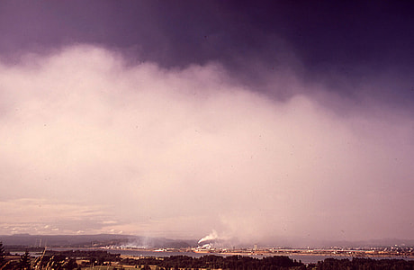 Kaiser Aluminum and Weyerhauser plants in 1972 in Longview, Washington thumbnail