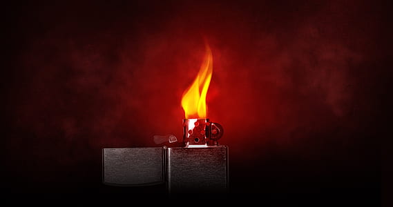 Stainless Steel Lighted Flip Top Lighter thumbnail