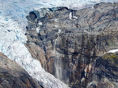 aerial photography of cliff thumbnail
