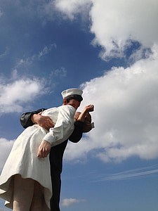 sailor kissing nurse during daytime thumbnail