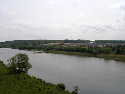 Overlooking the River Bann in Coleraine, Ireland thumbnail