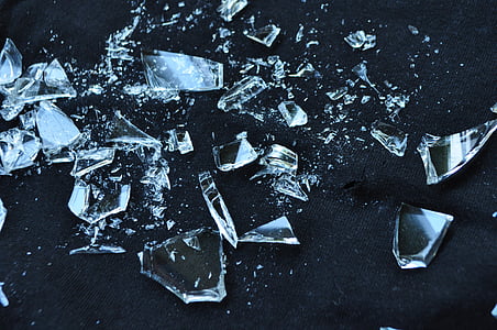 photo of clear glass shards thumbnail
