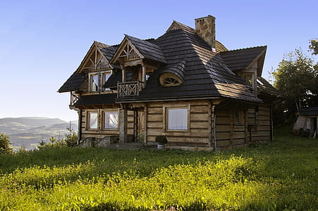selective focus photograph of 2-storey house thumbnail