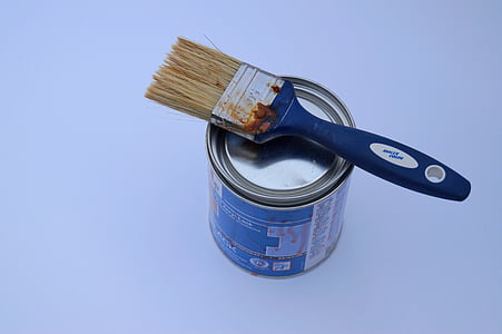 paintbrush on top of can thumbnail