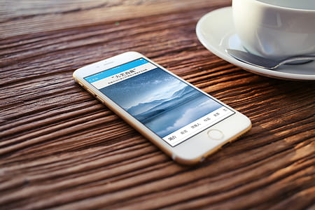 gold iPhone 6] thumbnail