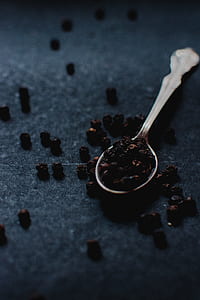 raisins and gray spoon thumbnail
