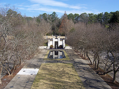 Hill Garden during winter in Birmingham, Alabama thumbnail