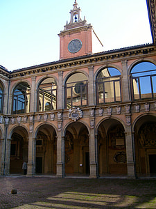 Courtyard of the 16th-century Archiginnasio in Bologna, Italy thumbnail