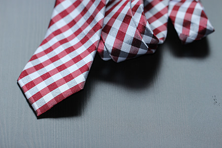 red and white necktie thumbnail