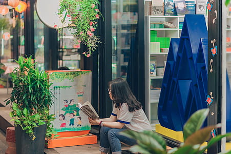 Woman Reading Book thumbnail