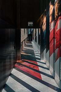 empty hallway thumbnail