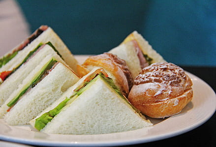 sandwich with meat and vegetable thumbnail