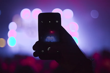 person holding black Android smartphone thumbnail