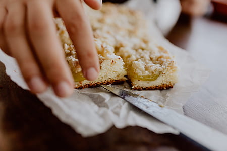 Rustic plum cake thumbnail