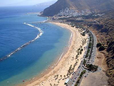 Playa de Las Teresitas in Santa Cruz de Tenerife, Spain thumbnail