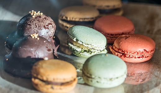 platter of French macaroons thumbnail