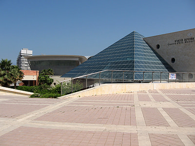Ashdod MonArt Arts Center in Israel thumbnail