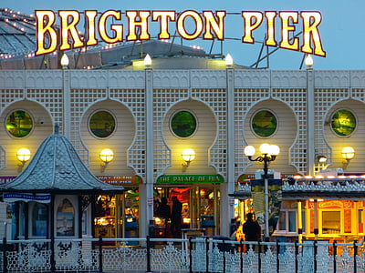 Brighton Pier signage thumbnail