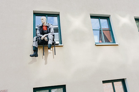 A mannequin in the window thumbnail