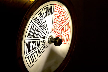round white and brown roulette thumbnail