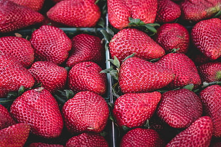 ripe strawberry lot thumbnail