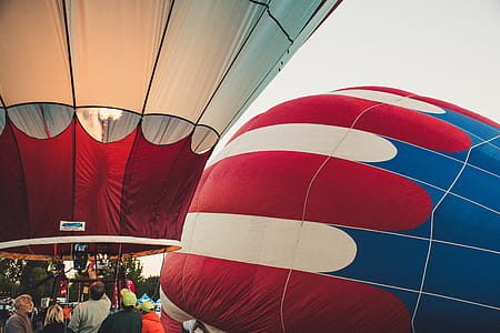 Multicolored Hot Air Balloon thumbnail