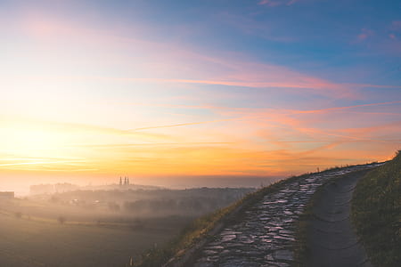 orange and blue horizon thumbnail