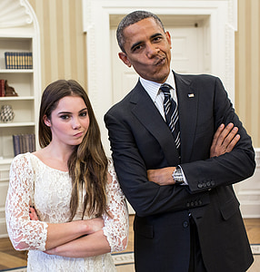 Barack Obama beside McKayla Maroney thumbnail