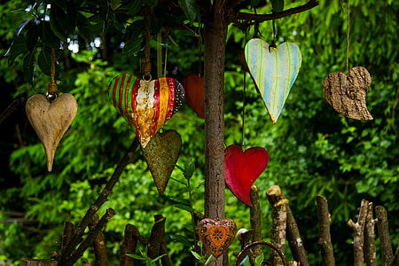 assorted heart home decorations thumbnail