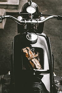 Close-up Photo of Black Motorcycle thumbnail