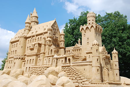 beige sand castle thumbnail