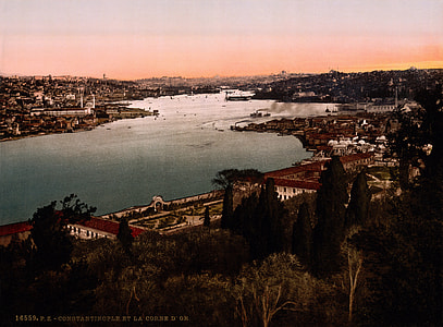 The Horn landscape seen from Eyup in Istanbul, Turkey thumbnail