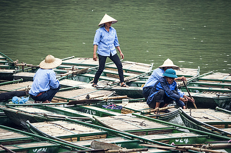 People sitting on Boats in Vietnam thumbnail