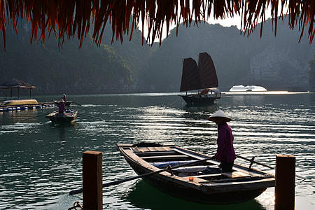 man rowing boat thumbnail