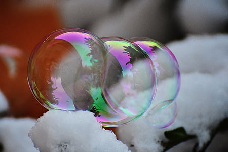 closeup photo of bubbles thumbnail