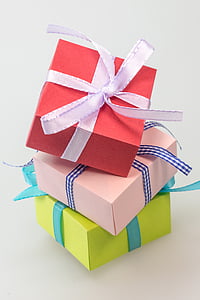 three assorted-color boxes thumbnail