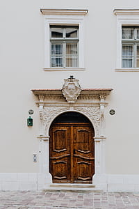 The magic of the first Polish Capital City, Cracow, Poland thumbnail