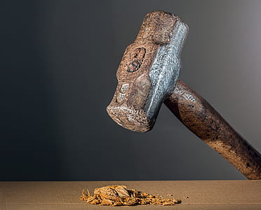 brown handled gray sledgehammer thumbnail