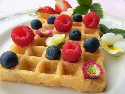 raspberry and blueberry on waffle thumbnail