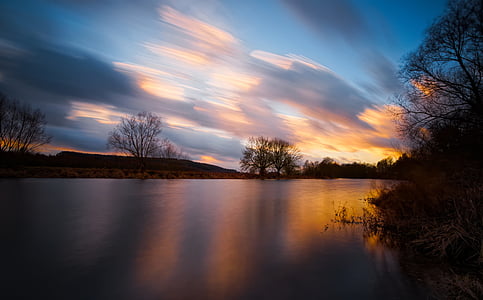 lake scenery during sunset thumbnail