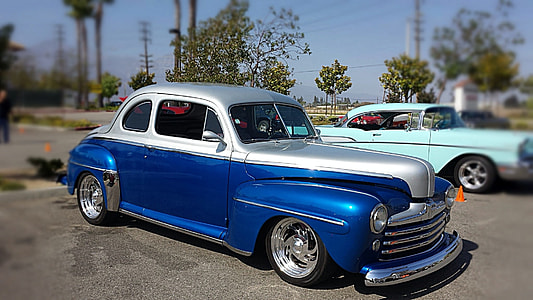 classic silver and blue coupe thumbnail